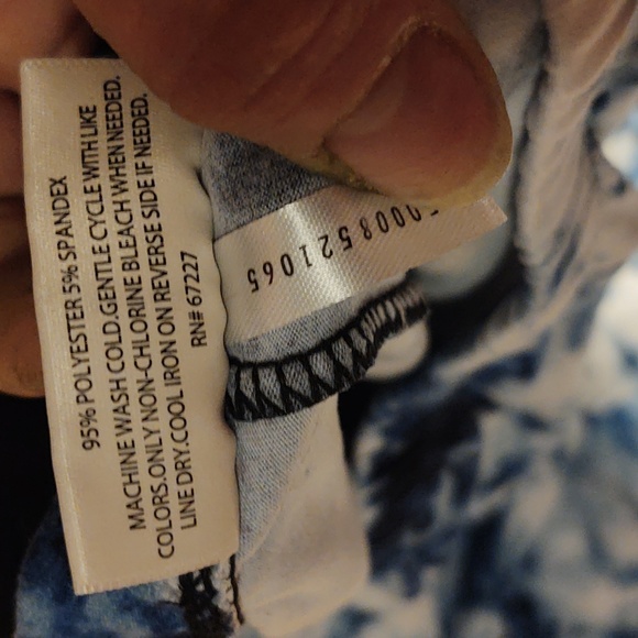 Various leggings in different sizes. - Picture 6 of 14